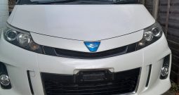 Toyota Estima Hybrid – 2014