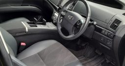 Toyota Estima Hybrid – 2014