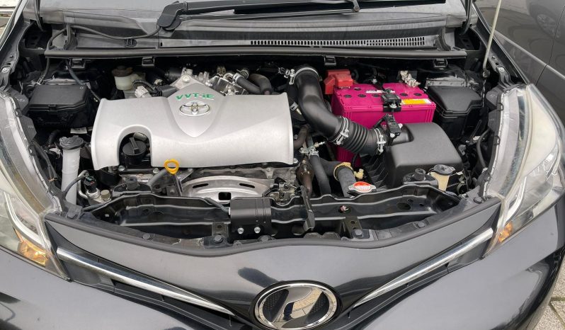 
								Toyota Vitz 2016 full									