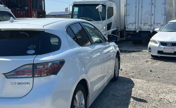 Lexus CT200h Hybrid 2011