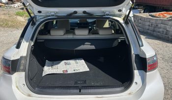 
									Lexus CT200h Hybrid 2011 full								