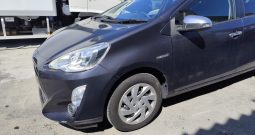 Toyota Aqua Hybrid 2015