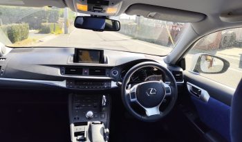 
									Lexus CT200h Hybrid 2012 full								