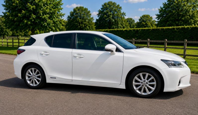 
								Lexus Ct200h Hybrid – 2012 full									