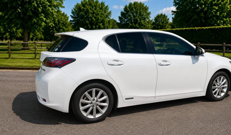 
								Lexus Ct200h Hybrid – 2012 full									